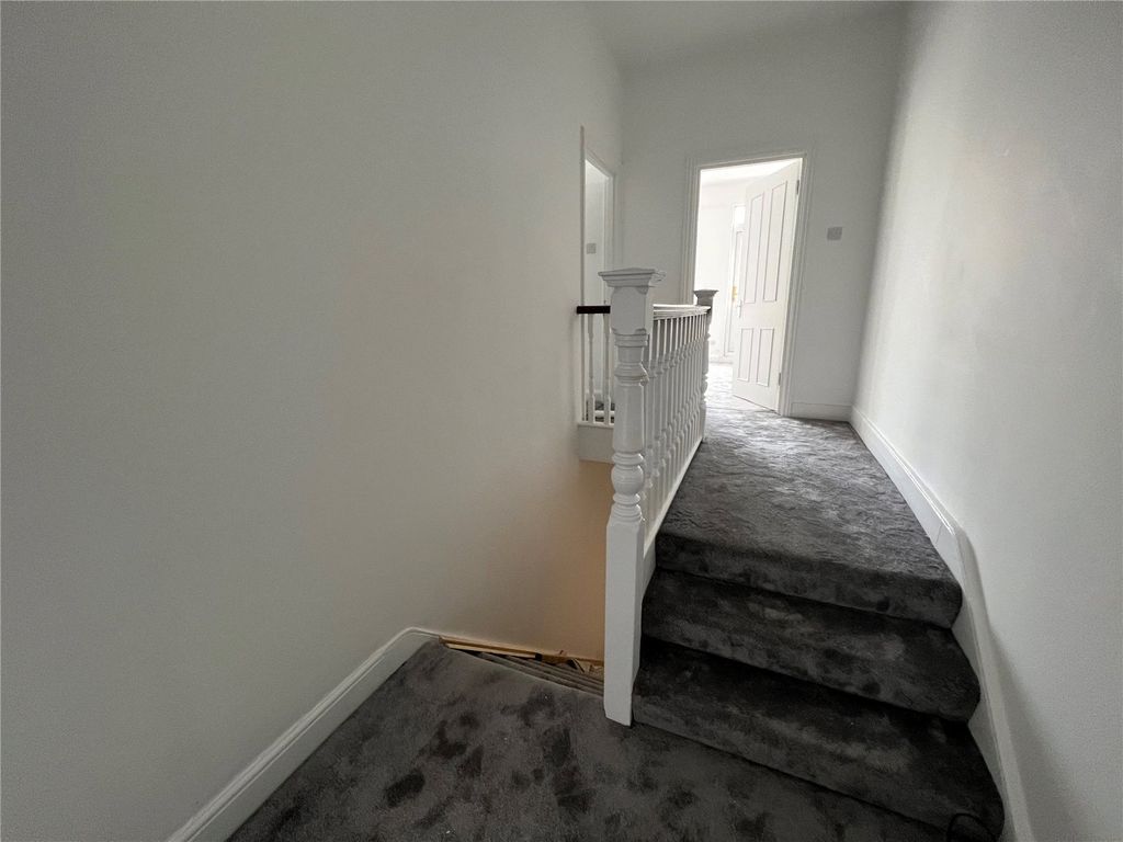 Property photo 2 of 10 Picture No. 03