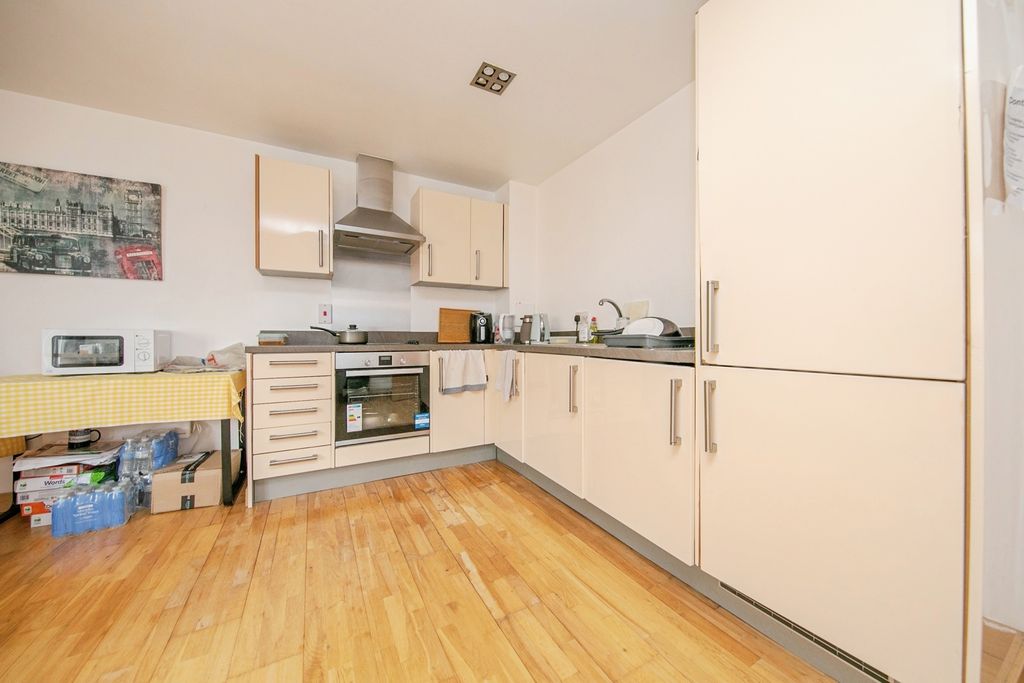 Property photo 2 of 13 Photo