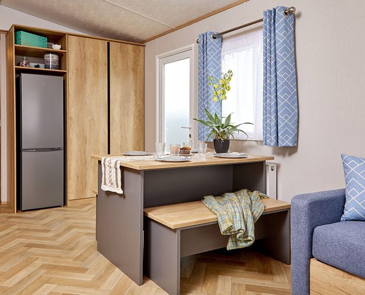 Property photo 2 of 5 2024 Carnaby Breakaway Dining