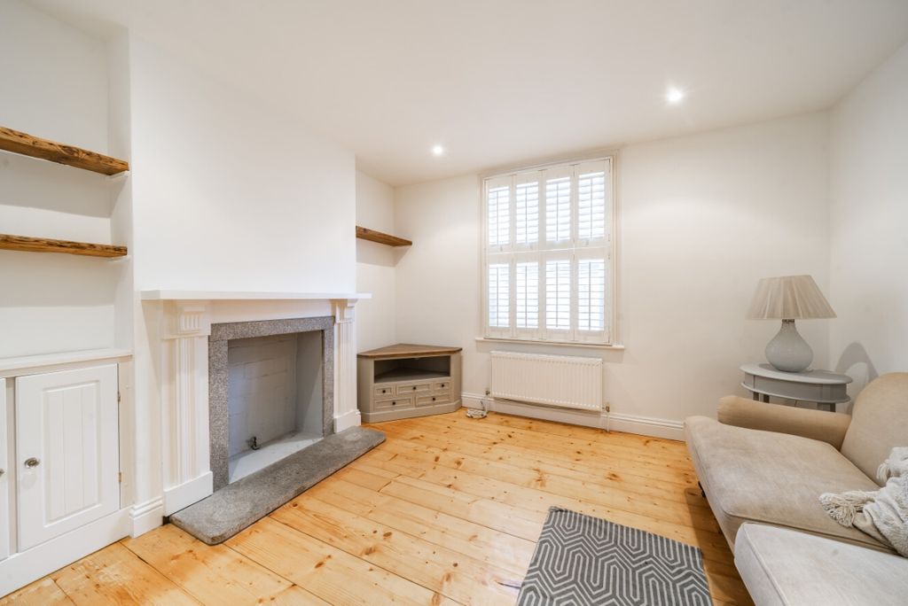 Property photo 2 of 7 1187466 (2)