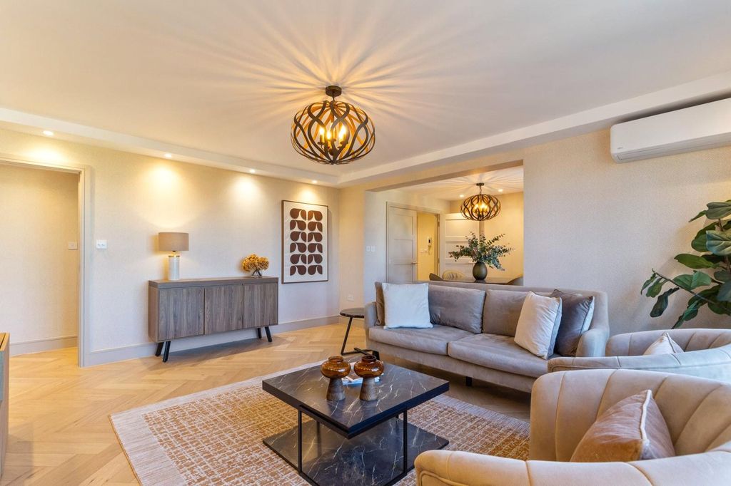 Property photo 2 of 12 Picture No. 02