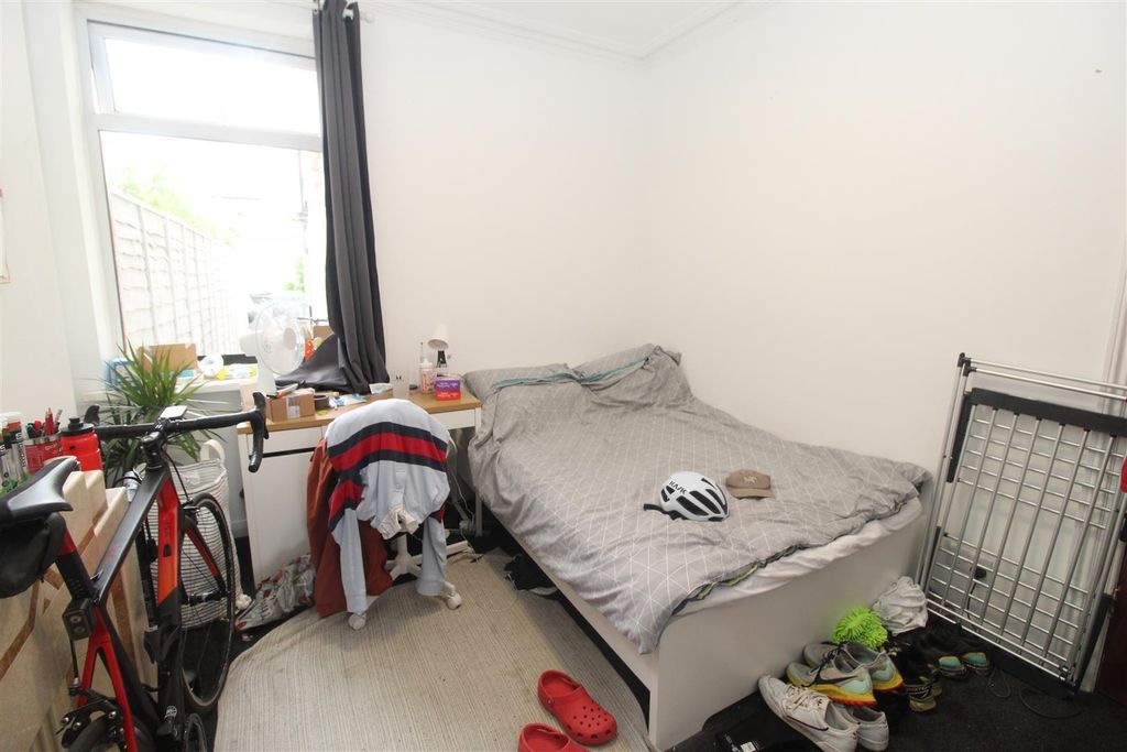 Property photo 1 of 9 My6W4Vjrf0Ozsnxgrmhsua.Jpg