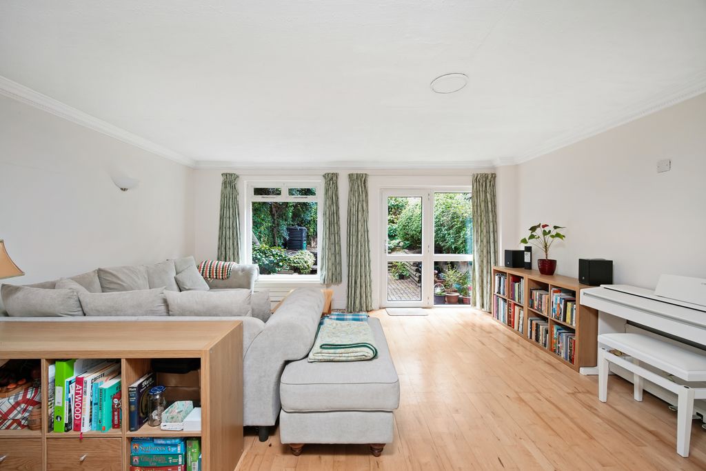 Property photo 3 of 19 Property Image 3