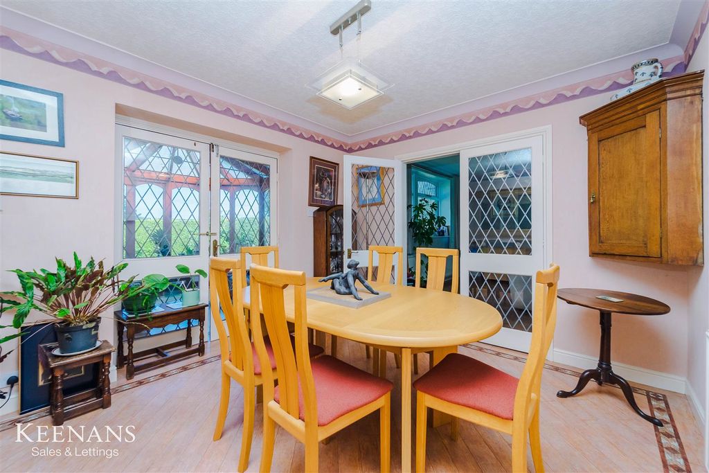 Property photo 3 of 49 3.Jpg