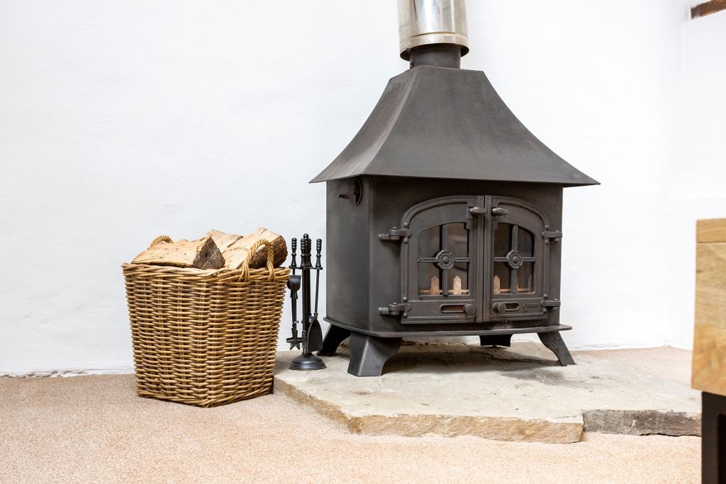 Property photo 3 of 11 Log Burner