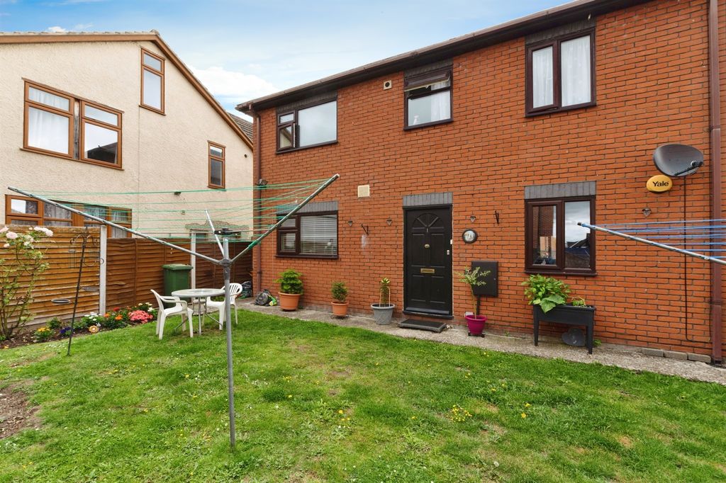 Property photo 1 of 14