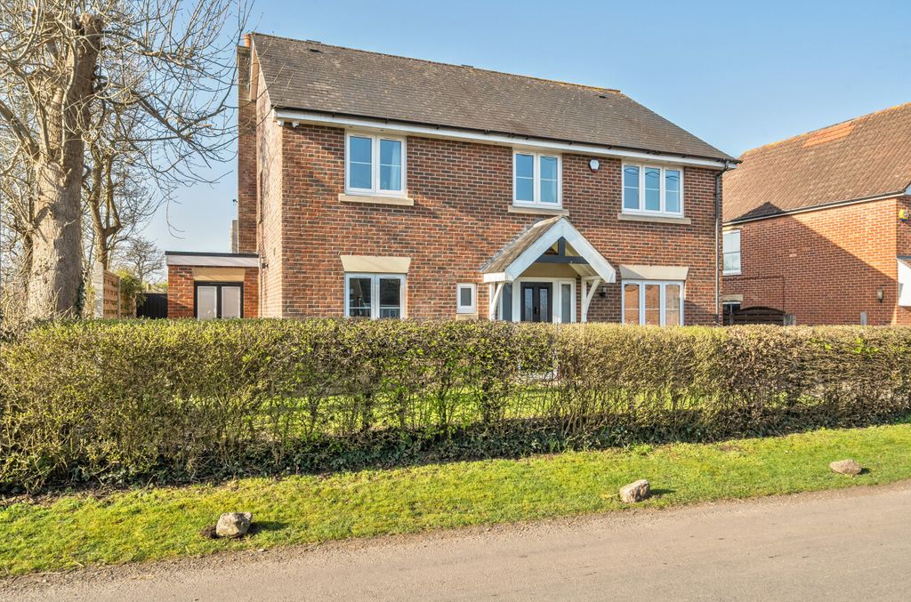 Property photo 3 of 19 1421992-1-69A9500...