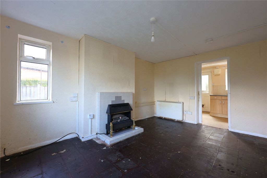 Property photo 3 of 16 Picture No. 05