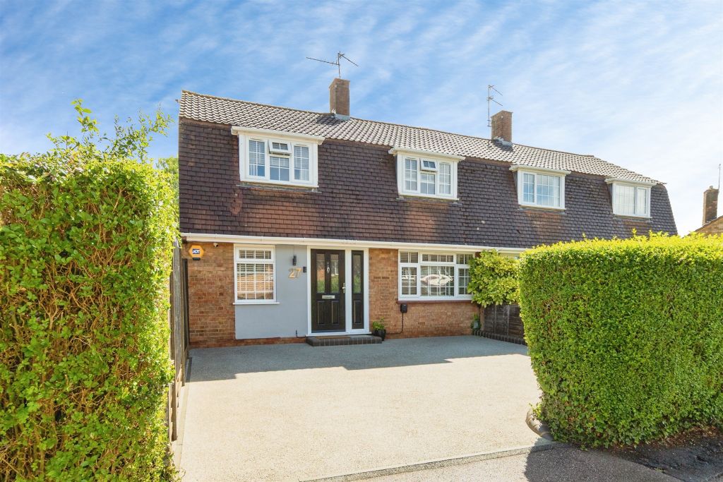 Property photo 2 of 17
