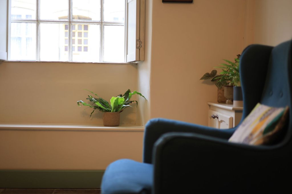 Property photo 3 of 28