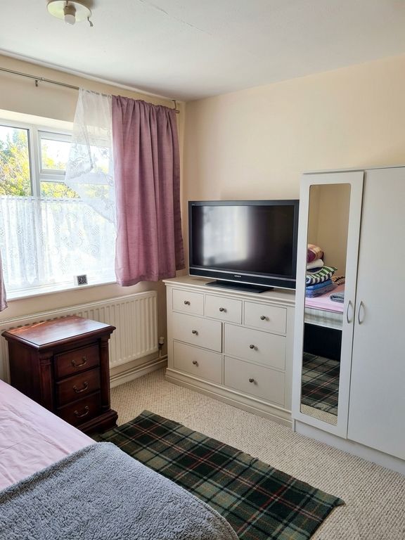 Property photo 1 of 3