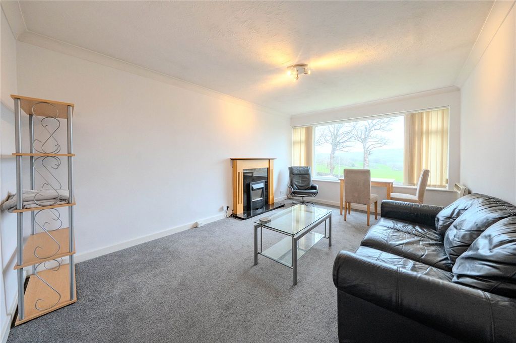 Property photo 2 of 15 Picture No. 20