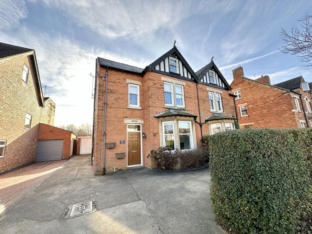Property photo 1 of 18 Cusk4959