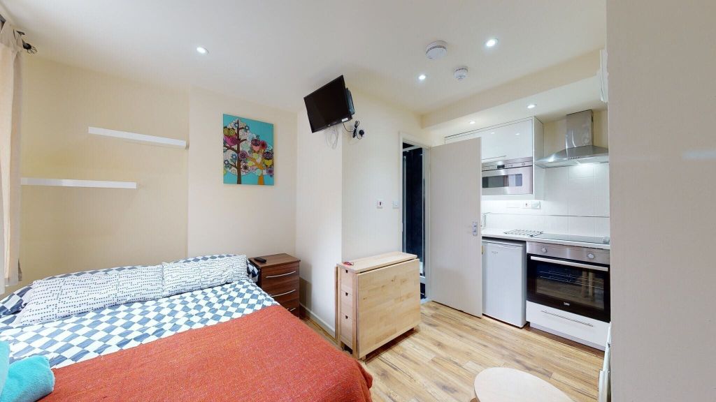 Property photo 3 of 7