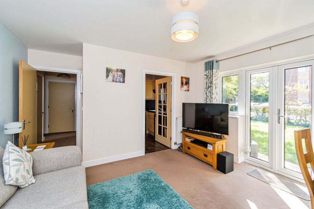 Property photo 2 of 13