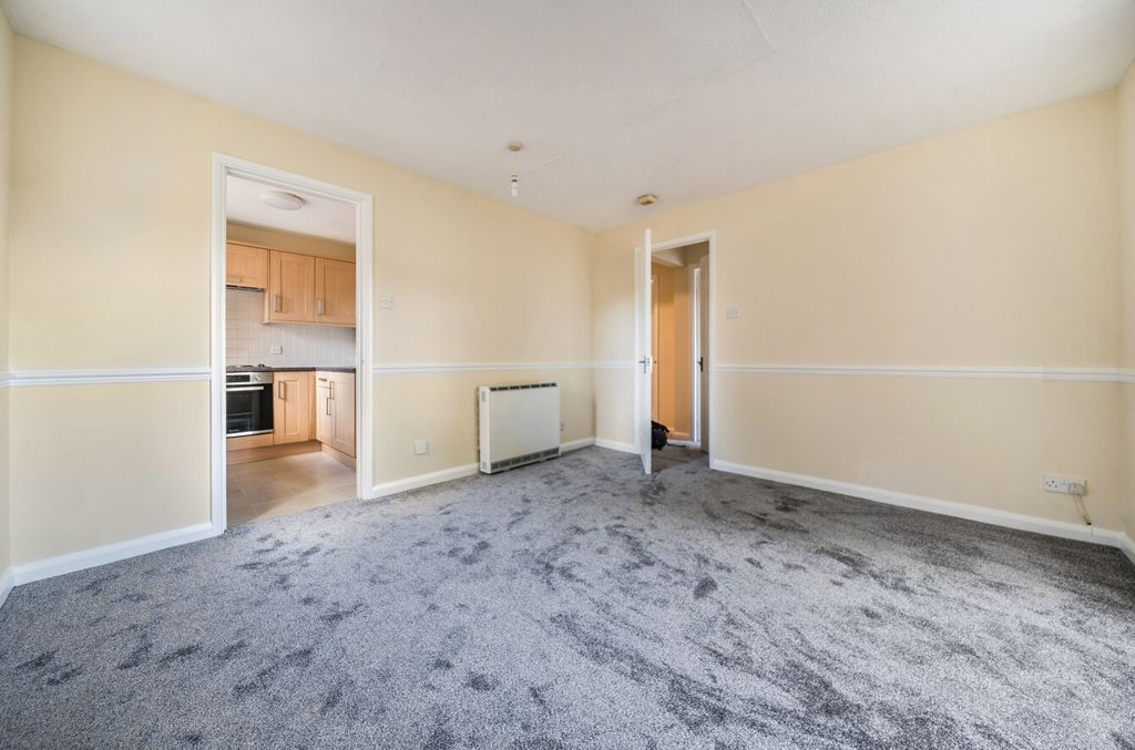 Property photo 3 of 10 1346824-10-68B088...