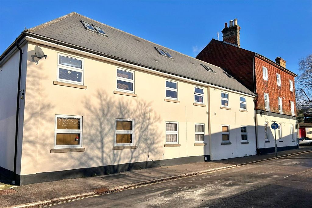 Property photo 1 of 7 Picture No. 05