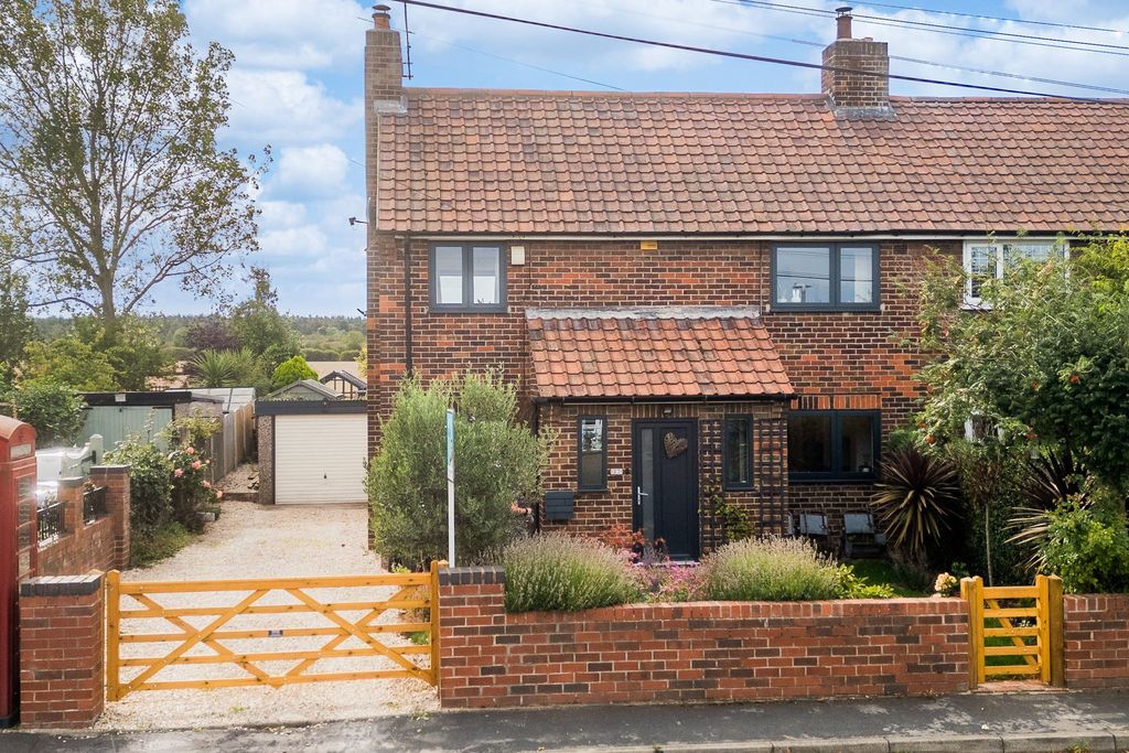 Property photo 1 of 23