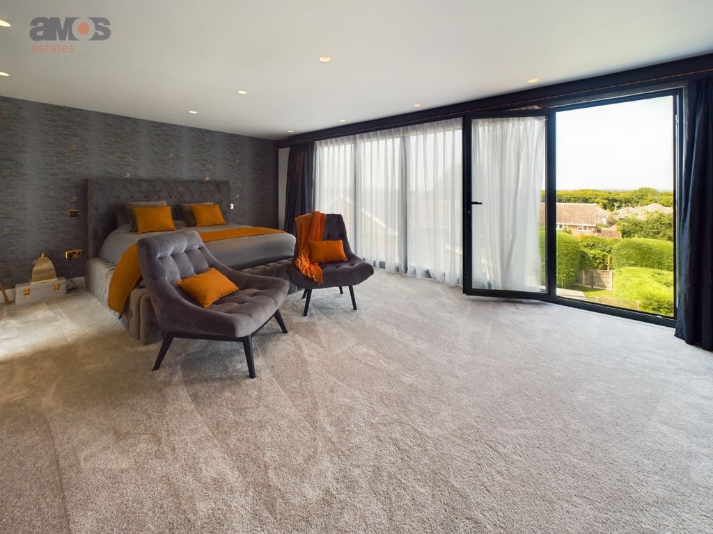 Property photo 3 of 31 4280474