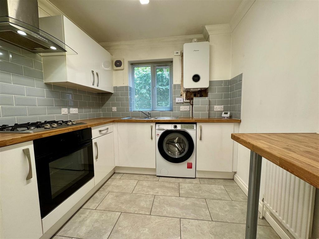 Property photo 2 of 10 Kit.Jpg