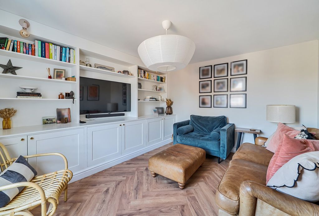 Property photo 3 of 20 1482261-19-6A3E5F...