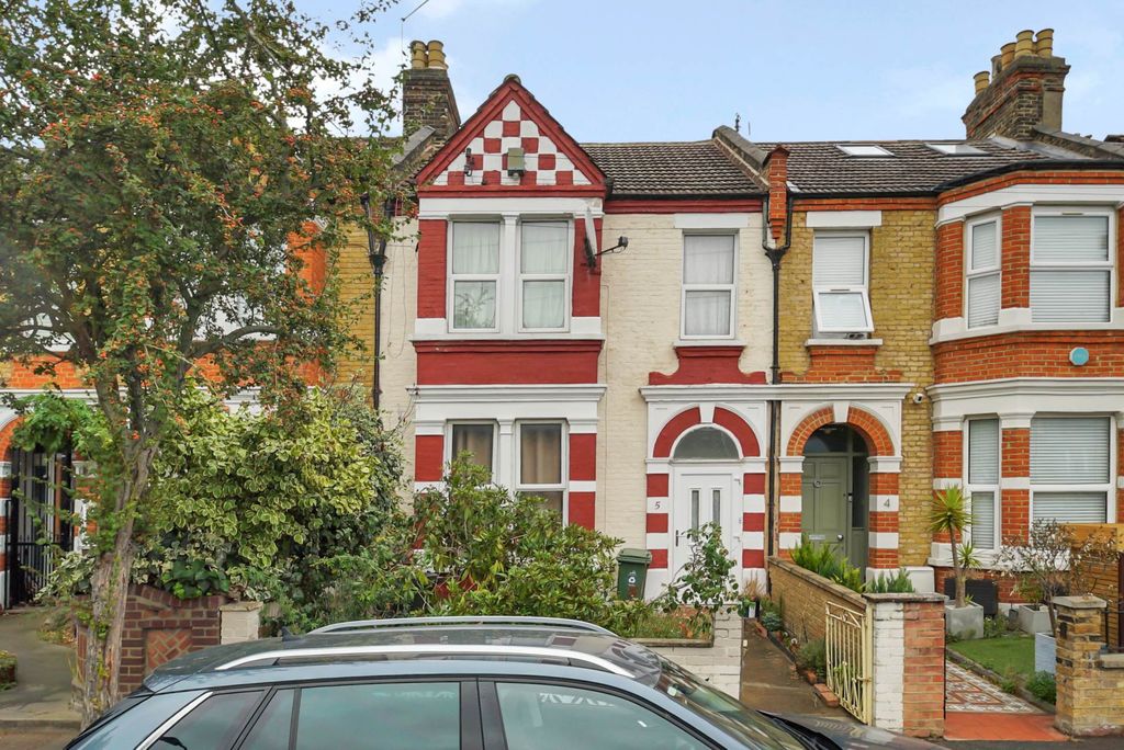 Property photo 1 of 24