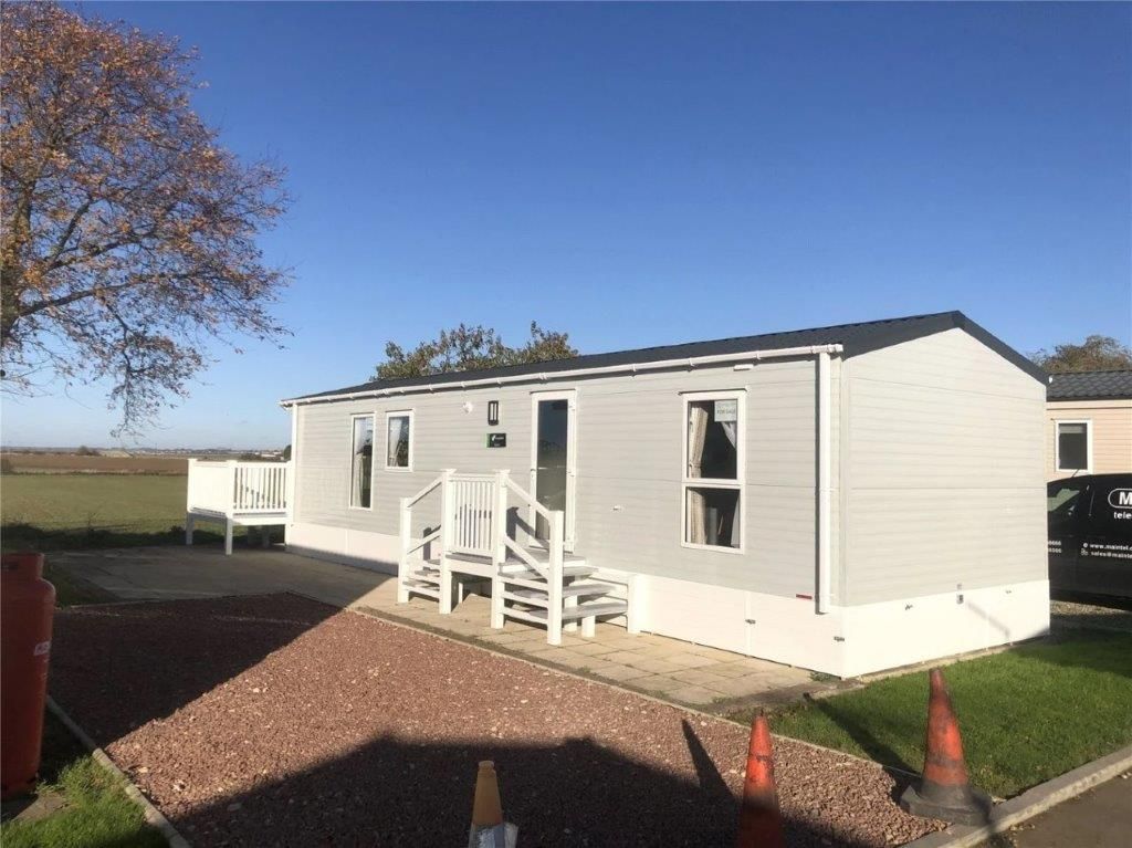 Property photo 2 of 11 Bur240354 02 8 Cherry Grove