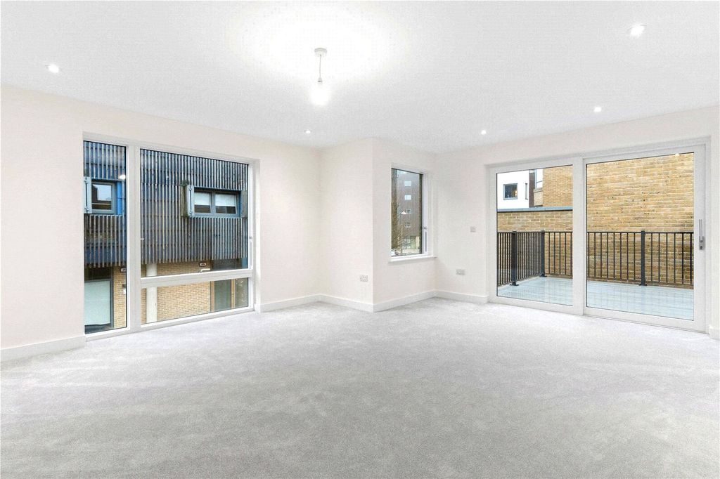Property photo 3 of 25 Picture No. 16