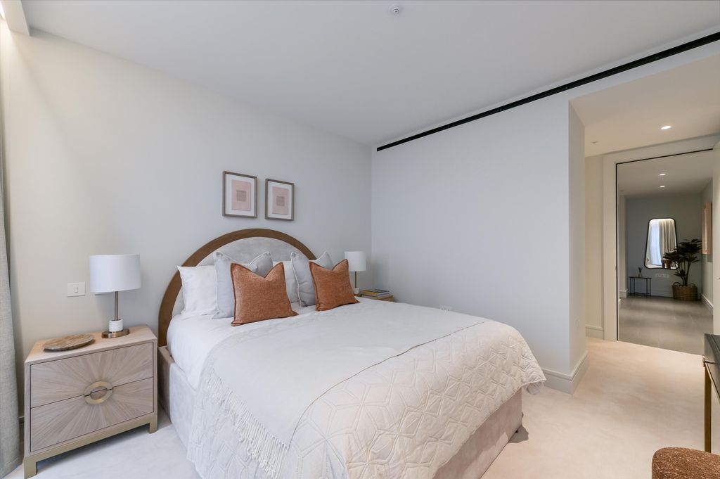 Property photo 2 of 15 Image