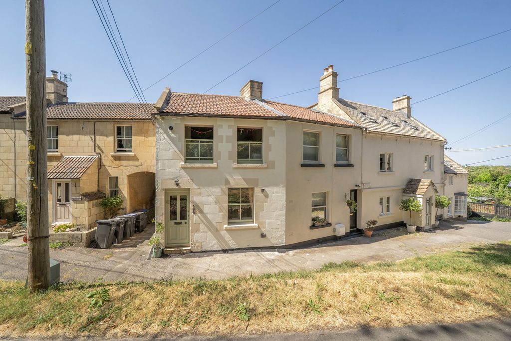 Property photo 1 of 24