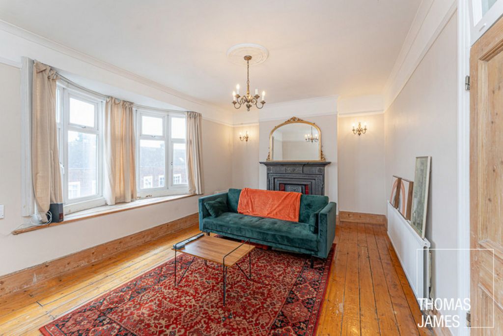 Property photo 3 of 19
