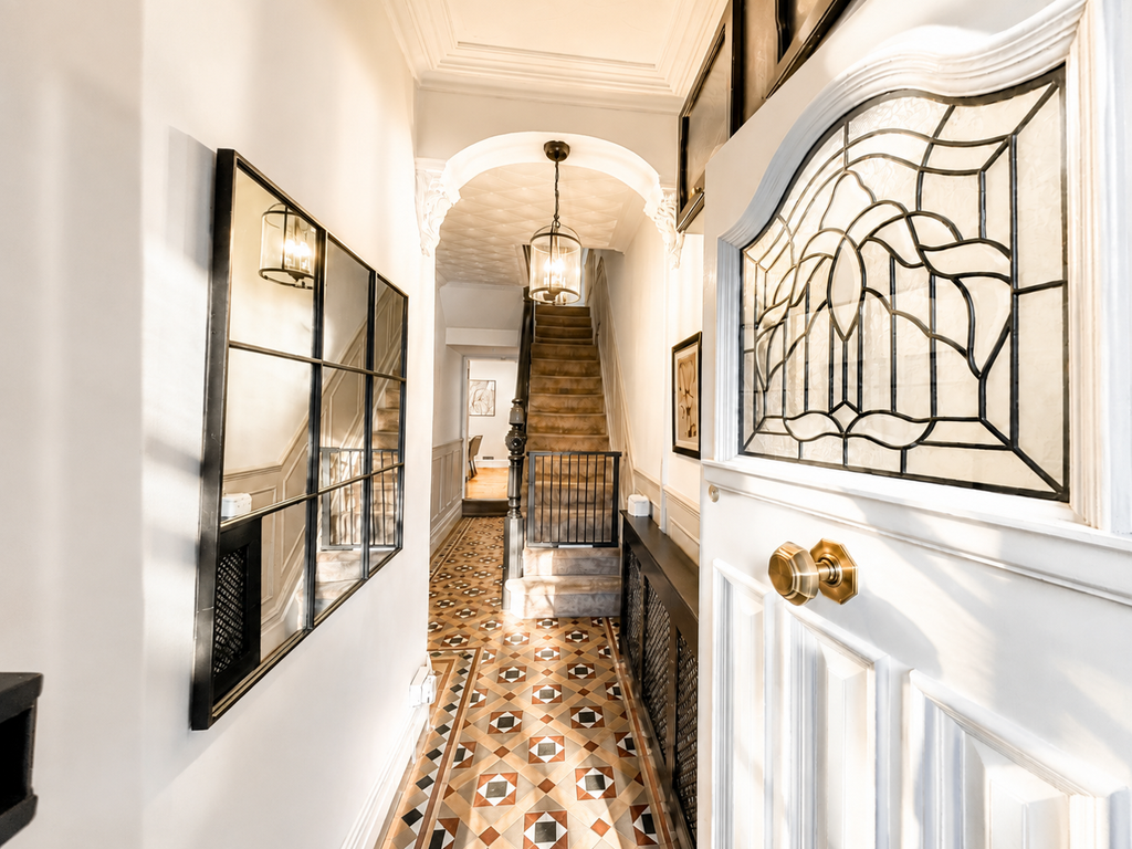 Property photo 3 of 32 Hallway