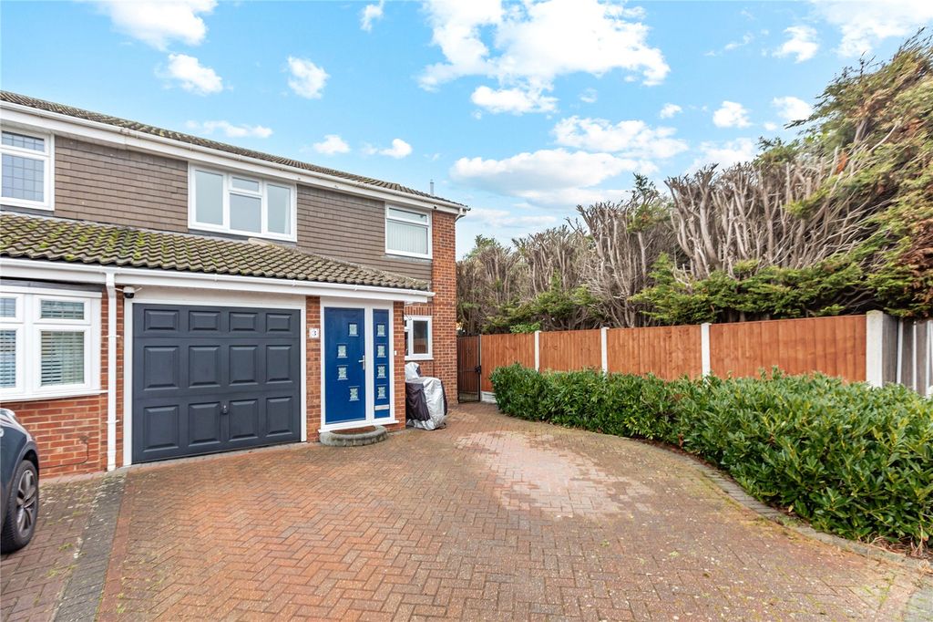 Property photo 1 of 13 Front