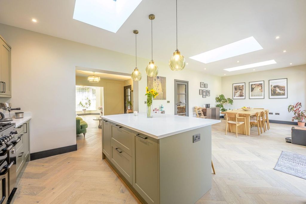 Property photo 3 of 37 Open Plan Living Quarters 1