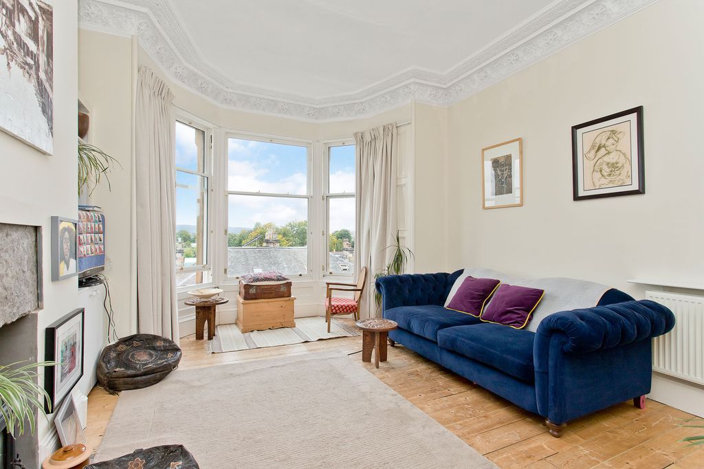 Property photo 3 of 23