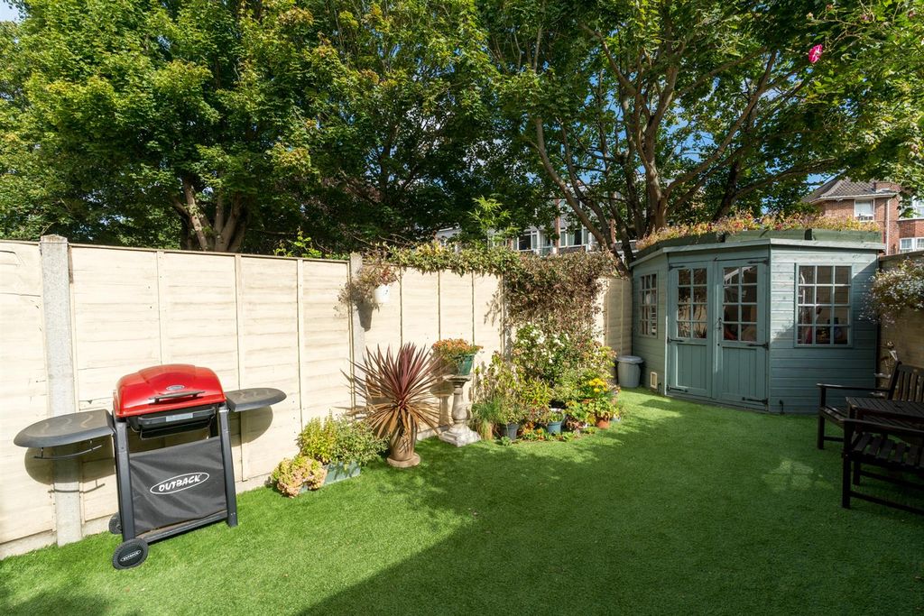 Property photo 3 of 29 33Kennethmckeeplain-023.Jpg