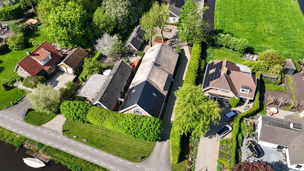 Property photo 3 of 71
