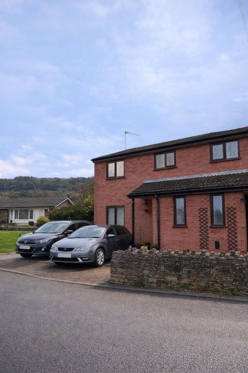 Property photo 2 of 3 Image