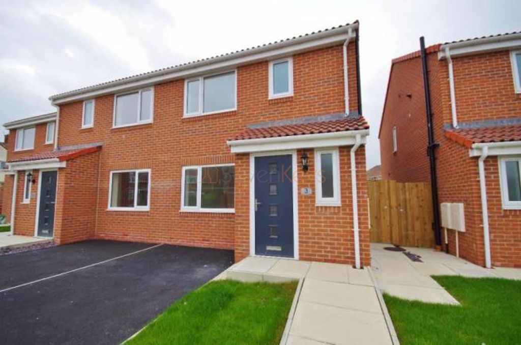 Property photo 1 of 6 3 Sunrise Court External