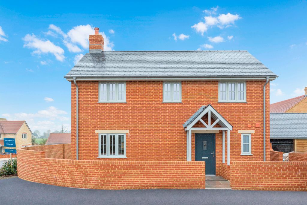 Property photo 1 of 5