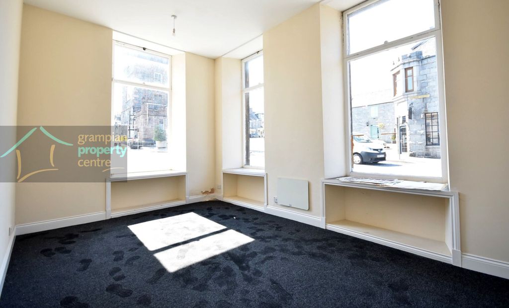Property photo 2 of 16 1A Lounge .Jpg