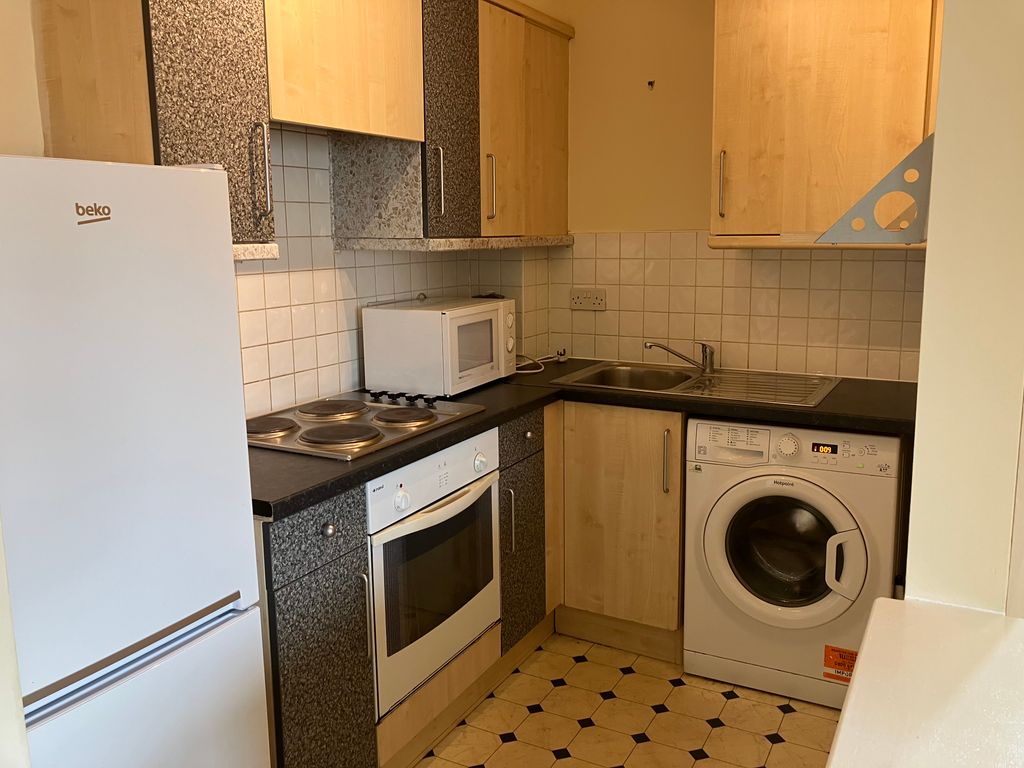 Property photo 2 of 6