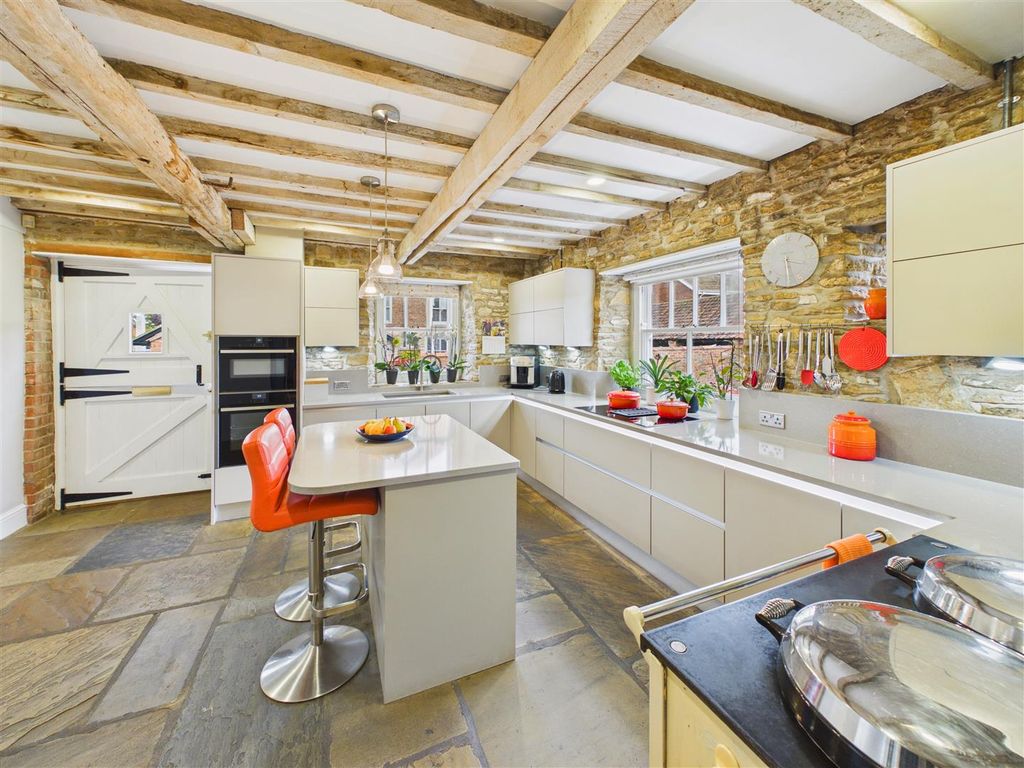 Property photo 2 of 35 Kitchen