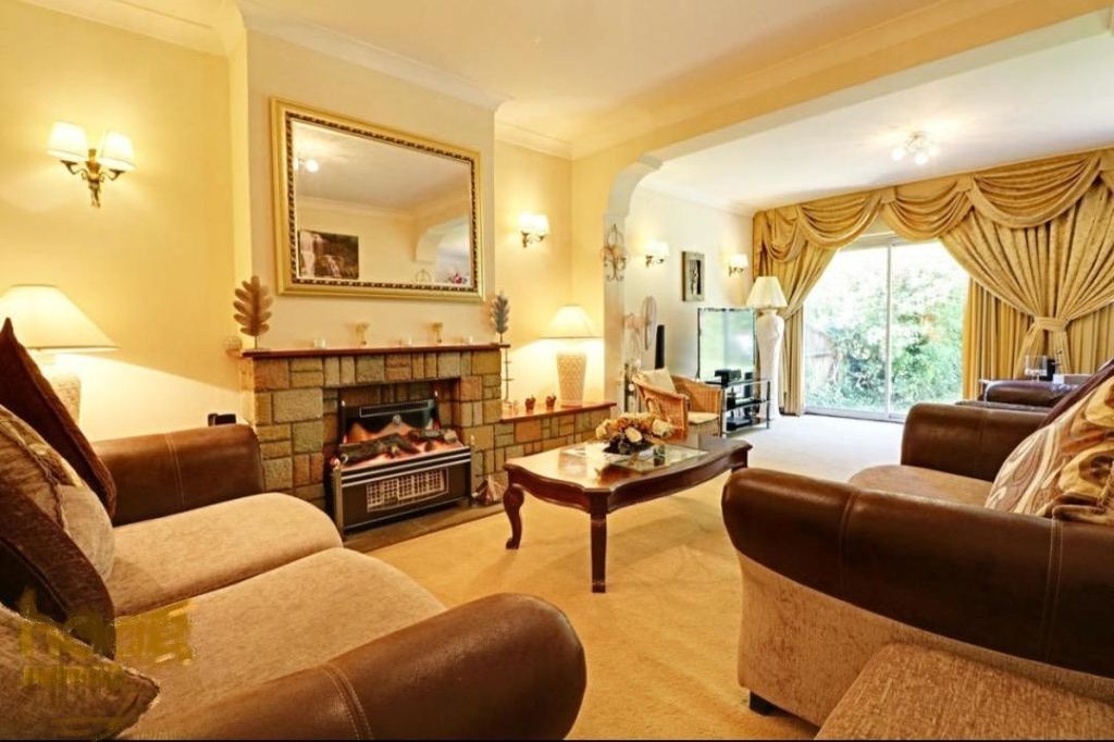 Property photo 1 of 4 Photo 2