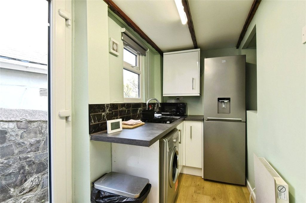 Property photo 3 of 17 Picture No. 68