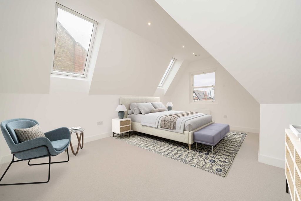 Property photo 3 of 4