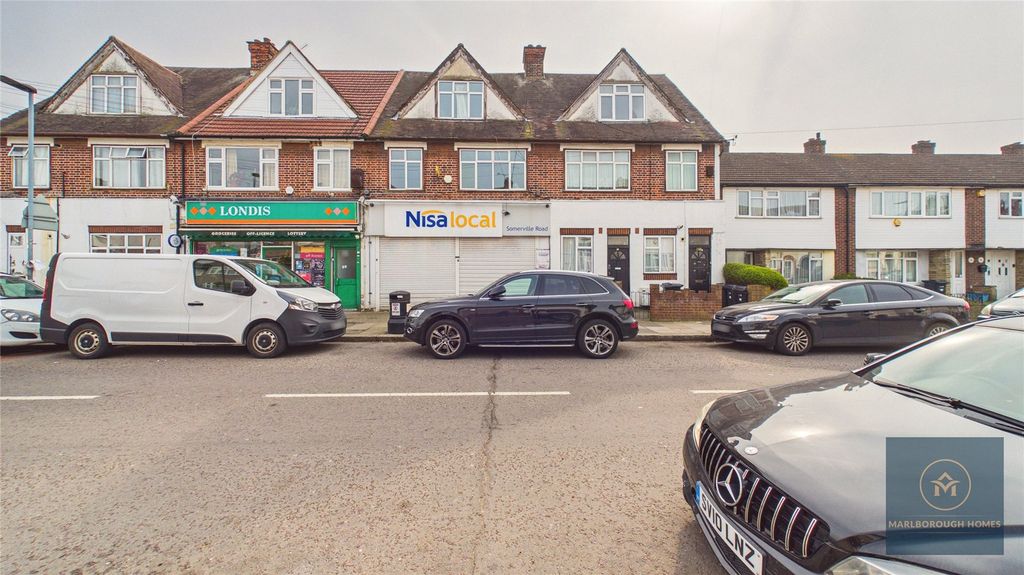 Property photo 1 of 16 Redbridge Rm6