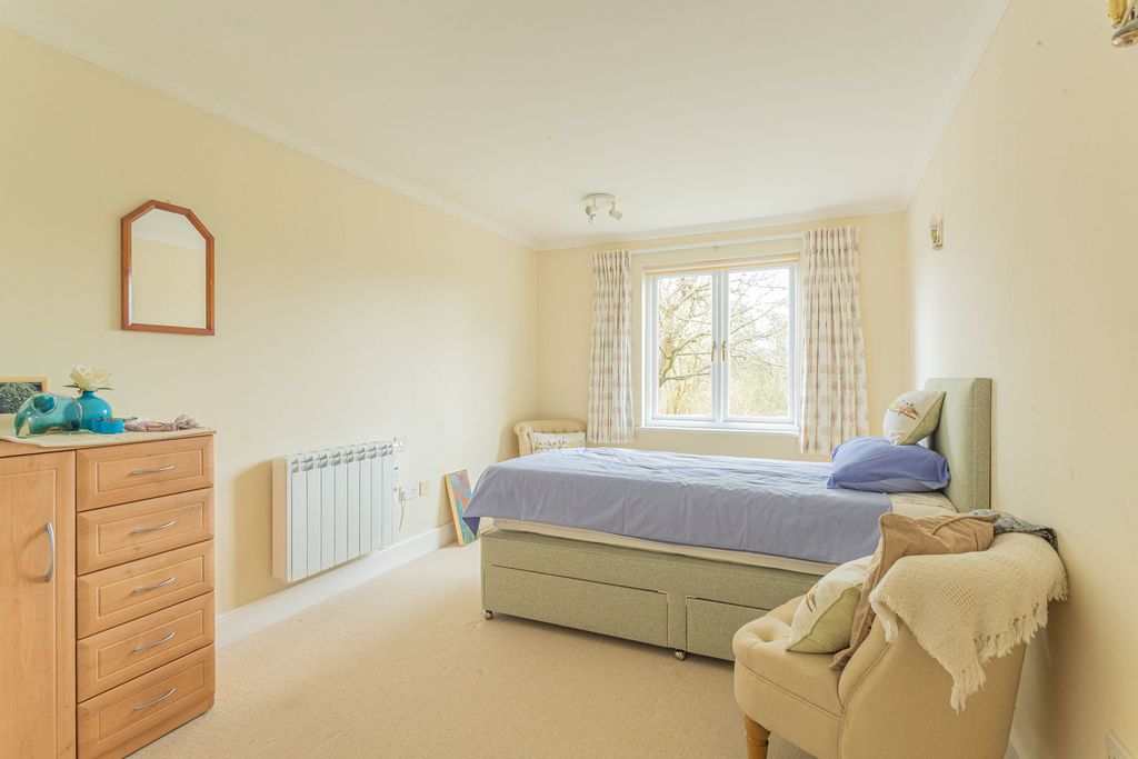 Property photo 3 of 17