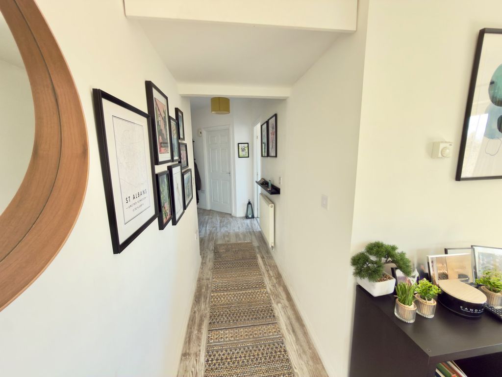 Property photo 3 of 29