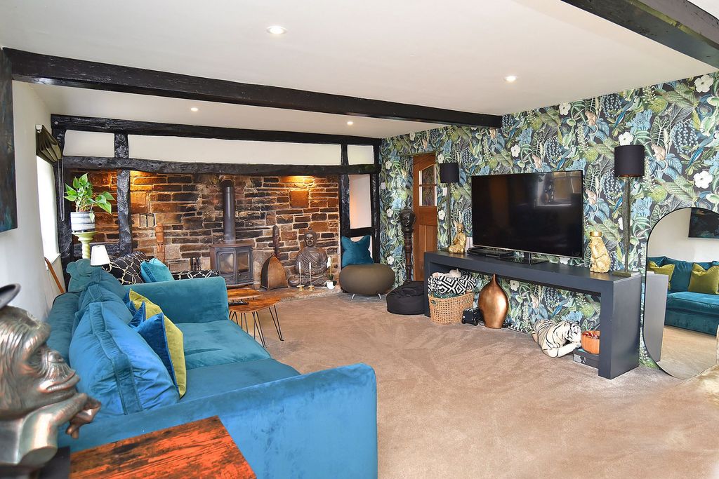 Property photo 3 of 24